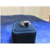 Image 2 : 10kt Gold with Diamonds Men's Ring Sz 9 Total Weight 6.4 gr