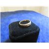 Image 3 : 10kt Yellow Gold Band with Diamonds SZ 10 Total Weight 5.1 gr