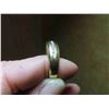 Image 5 : 10kt Yellow Gold Band with Diamonds SZ 10 Total Weight 5.1 gr