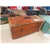 Image 2 : 2 Wooden Carpentry Boxes ; 10"x 17" x 31" & 10" x 10" x 24"