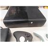 Image 2 : Xbox 360 Console, Power Source, Controls, Game