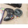 Image 3 : Xbox 360 Console, Power Source, Controls, Game