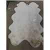Image 1 : New Faux Fur Quad Rug 43" x 70"