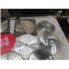 Image 2 : 10 Circular Saw Blades 10" - Most New