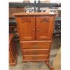 Image 8 : 5 pc Pine Bedroom Set ; Dresser with Mirror 18" x 58"x72", Dresser 18" x 31" x 53"