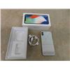 Image 2 : iPhone X 64gb Silver with Cable