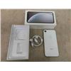 Image 2 : iPhone XR 64gb - White With Cable