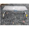 Image 1 : Aluminum Platform Cat B