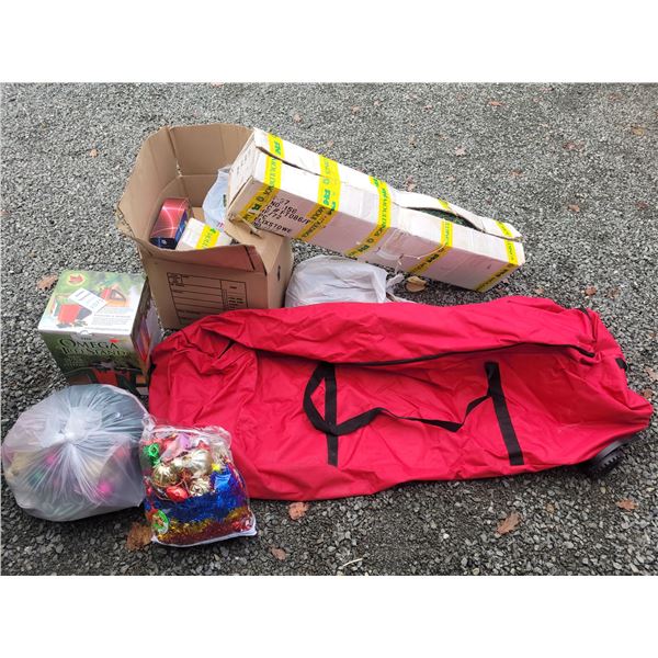 Christmas Decor Cat A