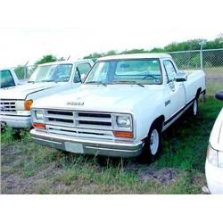 1989 DODGE D-100