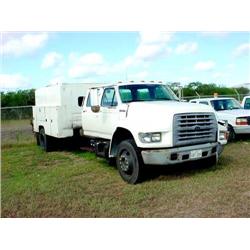 1995 FORD F-800