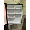 Image 2 : MAYTAG FRIDGE WITH BOTTOM FREEZER