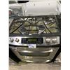 Image 2 : GE PROFILE STAINLESS STEEL GAS STOVE WITH CONVECTION OVEN