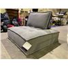 Image 2 : THOMASVILLE FABRIC MODULAR SEAT