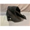 Image 2 : STUART WEITZMAN BLACK BOOTS SIZE 10
