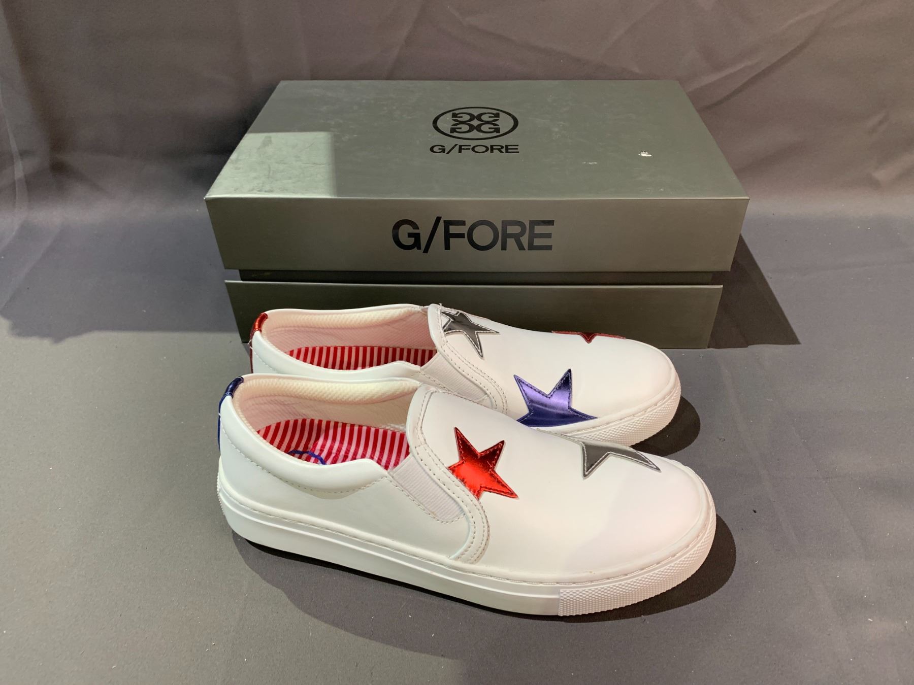 PAIR OF G FORE SHOES SIZE 7.5 - Able Auctions