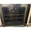 Image 3 : FRIGIDAIRE GALLERY STAINLESS STEEL INDUCTION STOVE WITH CONVECTION OVEN
