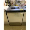Image 1 : INSIGNIA BAR FRIDGE