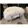 Image 1 : FURRY BENCH