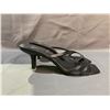 Image 2 : PAIR OF BLACK SUEDE STUDIO SHOES SIZE 38.5
