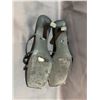 Image 3 : PAIR OF BLACK SUEDE STUDIO SHOES SIZE 38.5