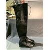 Image 2 : PAIR OF STUART WEITZMAN BOOTS SIZE 6.5M