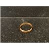 Image 1 : 18K LADIES WEDDING RING (2.5G)