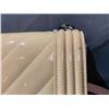 Image 8 : CHANEL PURSE WITH DUSTBAG