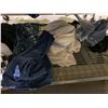 Image 8 : RACK OF ASSORTED CLOTHING (RACK NOT INCLUDED)