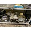 Image 8 : RACK OF ASSORTED ITEMS INCLUDING; HOME DECOR, GIANT KEY, GIFT BAGS & MORE