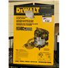 Image 1 : DEWALT 38L STAINLESS STEEL WET/DRY VACUUM
