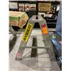 Image 2 : 2' ALUMINUM STEP LADDER