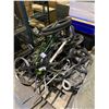 Image 2 : PALLET OF ASSORTED BICYCLES & BICYCLE PARTS