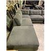 Image 2 : 5-PC SECTIONAL SOFA WITH OTTOMAN