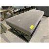 Image 2 : MODERN METAL & FABRIC BENCH