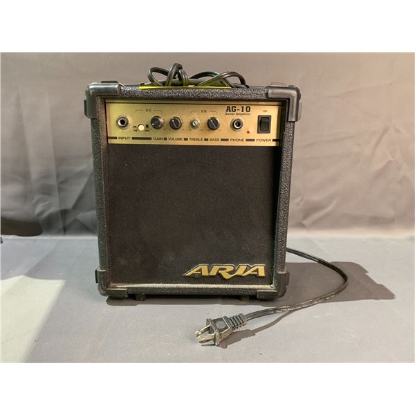 ARIA AG-10 GUITAR AMPLIFIER