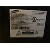 Image 2 : *TESTED WORKING* SAMSUNG 40" TV WITH POWER CORD, STAND & REMOTE