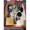Image 3 : BOX OF ASSORTED ITEMS INCLUDING; VINTAGE GENERAL ELECTRIC RECORDER, VINTAGE VIVITAR FLASH, LEUPOLD