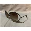 Image 3 : PAIR OF TOM FORD SUNGLASSES WITH CASE