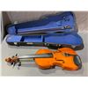 Image 1 : VIOLIN MV-005 WITH HARD CASE (SOME MINOR COSMETIC DAMAGE)