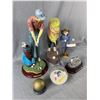 Image 2 : Golfer's Décor Lot - Figurines, Sand Trap Globe & More