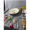 Image 2 : Solian Ware Waterfowl Plates (England), Spice Tins, Father Of The Country Glass Hatchet & More