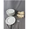 Image 1 : Sasaki "Metropolis Black" Dinner Plates & RoyalSealy Gold Plated Stainless Steel Cutlery