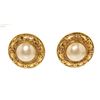 Image 1 : Chanel Gold CC Large Pearl Earrings