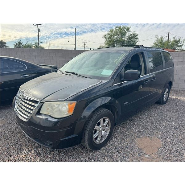 2008 CHRYSLER TOWN AND COUNTRY