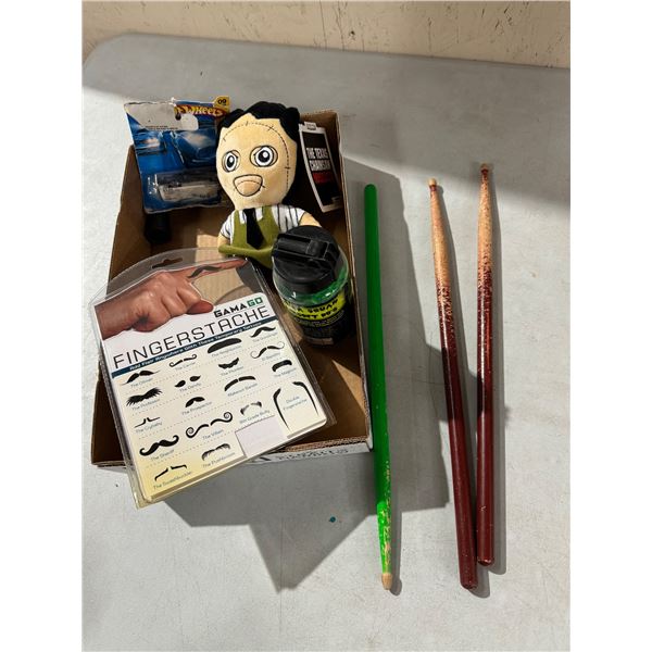 Assorted lot