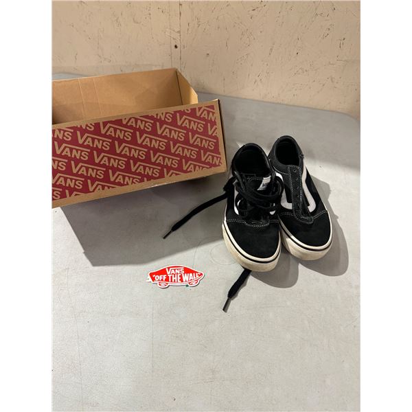 Vans woman's 6