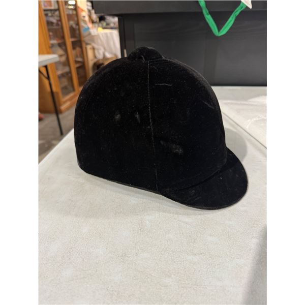 Riding helmet