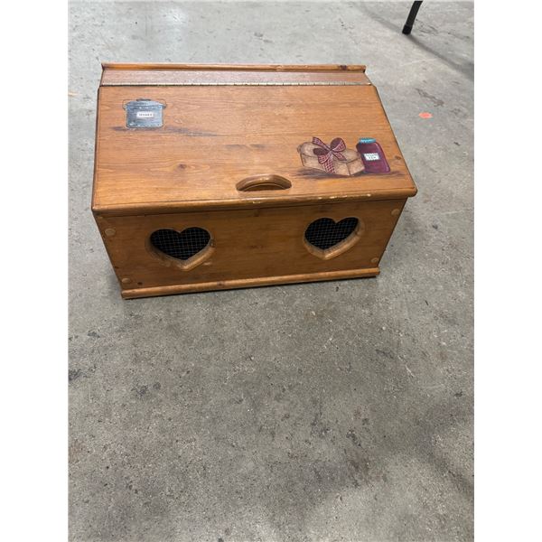 Bread box