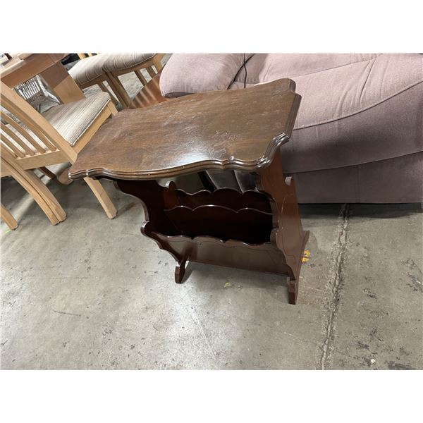 Accent table